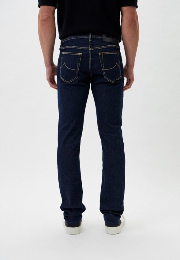 Джинсы и платок Jacob Cohen