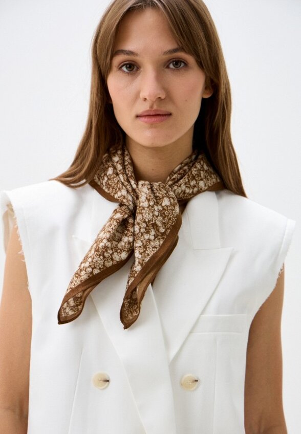 Платок Rosedena