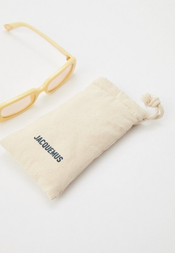 Очки солнцезащитные Jacquemus