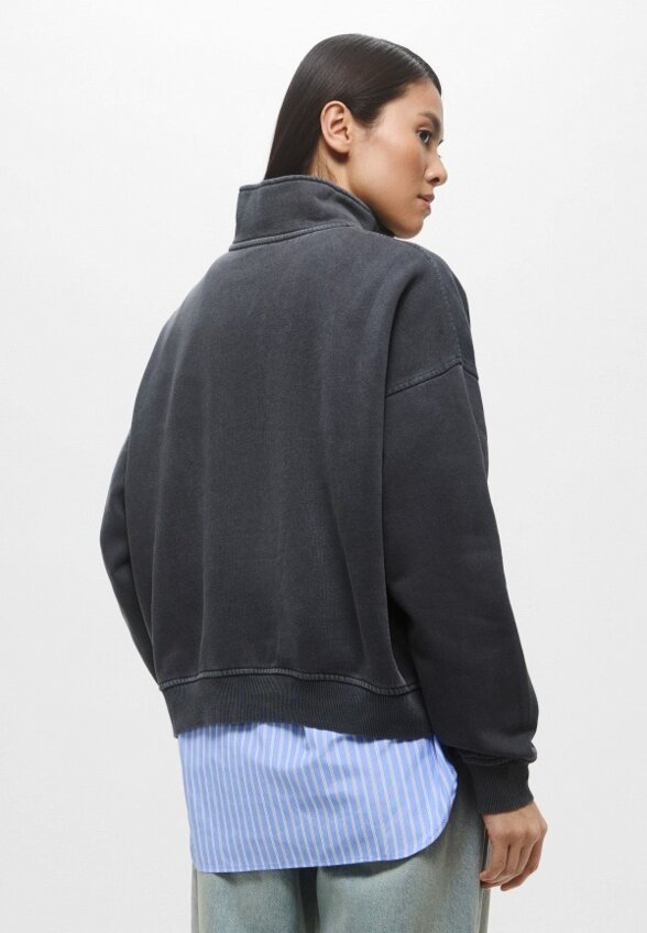 Олимпийка Befree