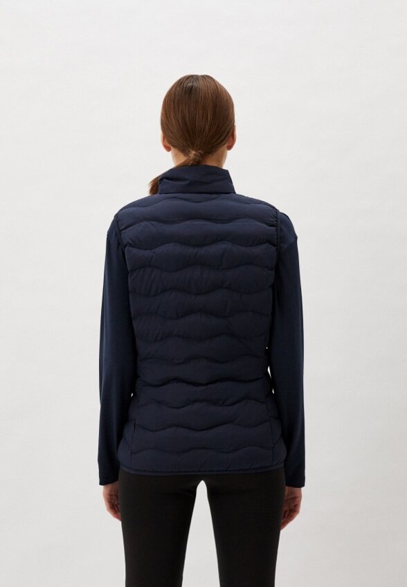 Жилет утепленный EA7