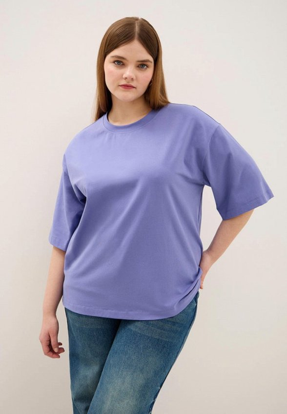 Футболка Lessismore