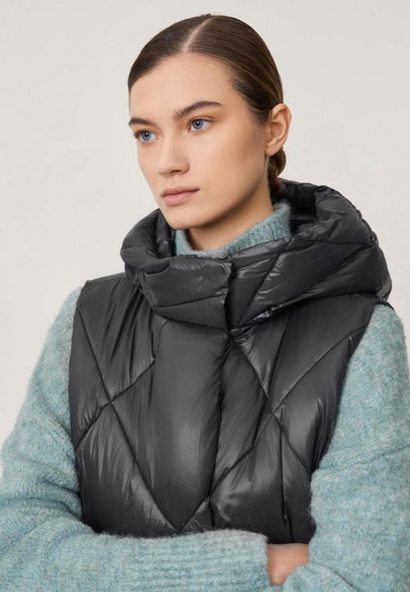 Жилет стеганый Baon