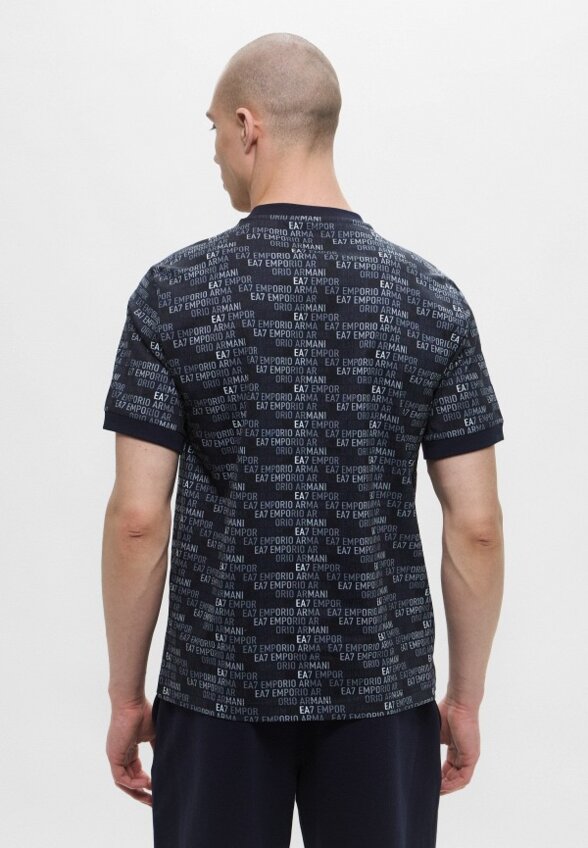 Футболка EA7