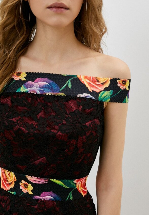 Платье MadaM T