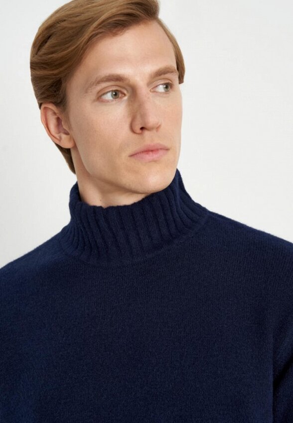 Свитер Finn Flare