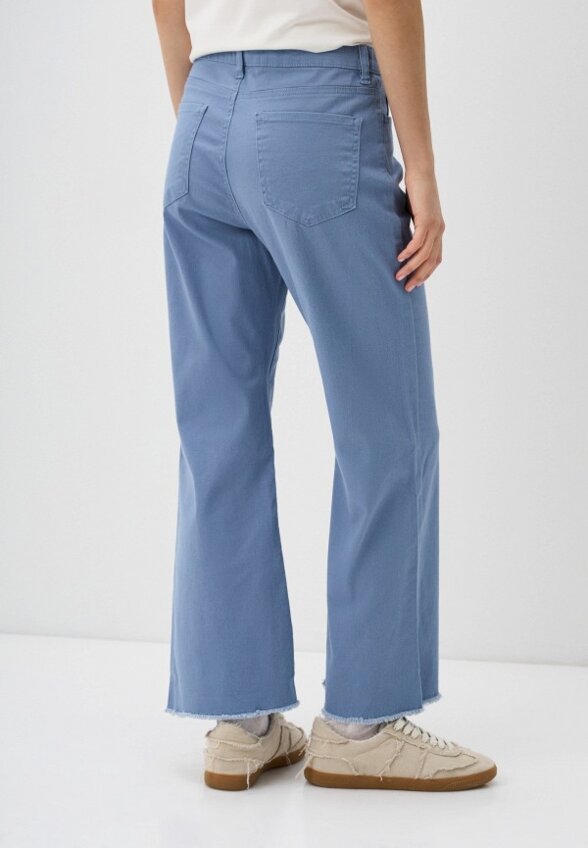 Джинсы Terranova