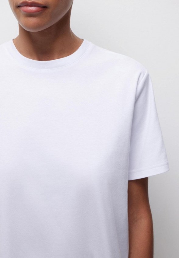 Футболка belle you