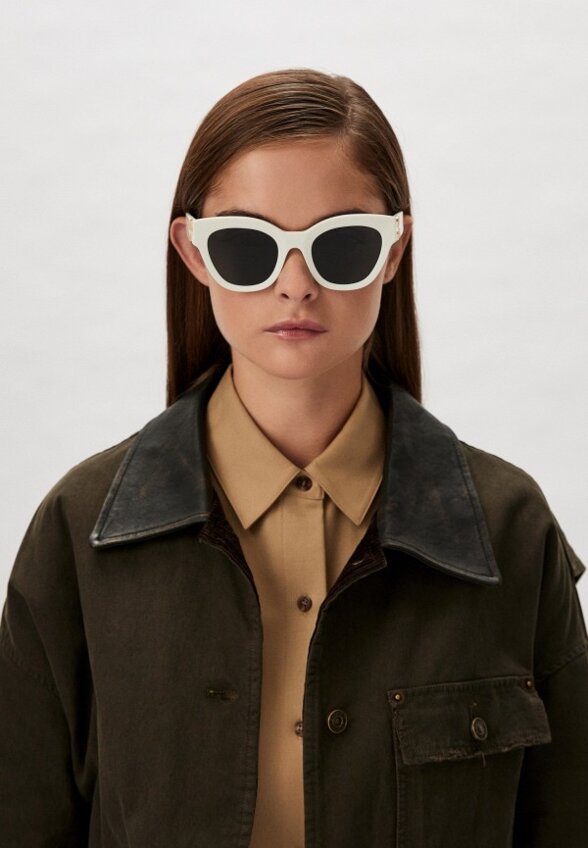 Очки солнцезащитные Miu Miu