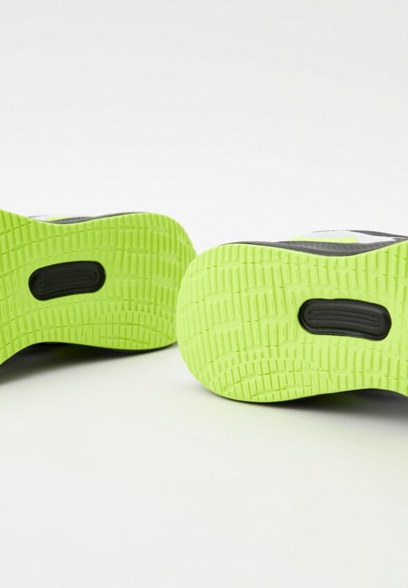 Кроссовки adidas