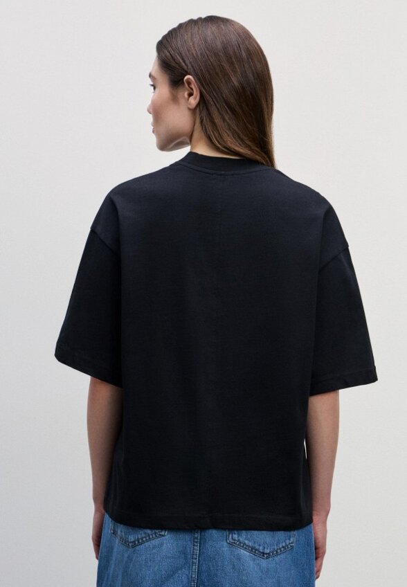 Футболка Zarina