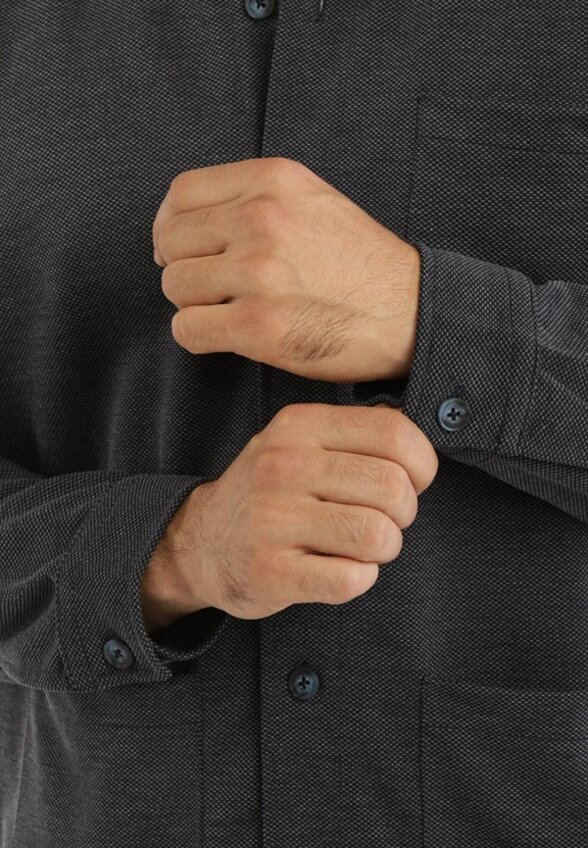 Рубашка A Passion Play