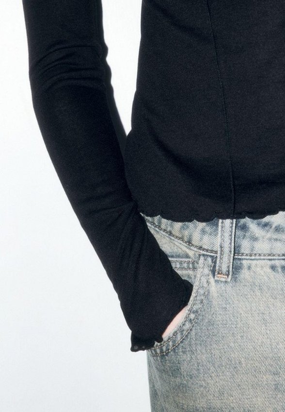 Лонгслив Befree