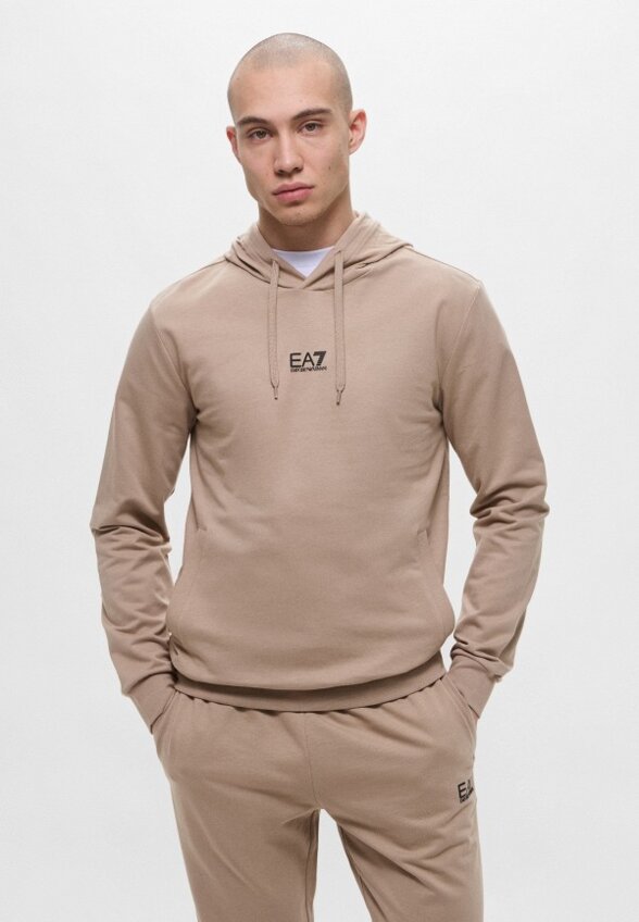 Костюм спортивный EA7