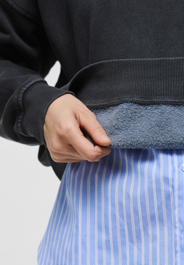 Олимпийка Befree