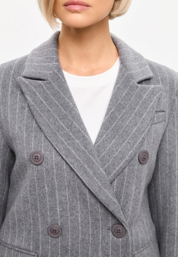 Пальто двубортное Noele Boutique