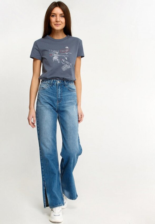 Футболка Апрель