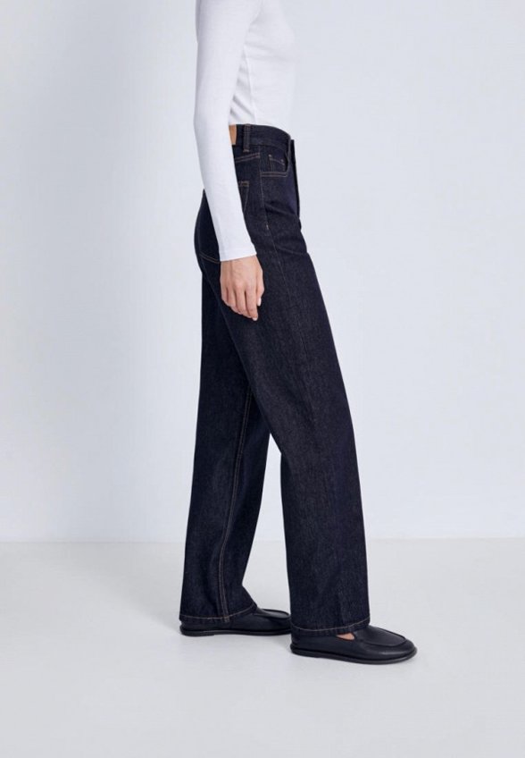 Джинсы Finn Flare