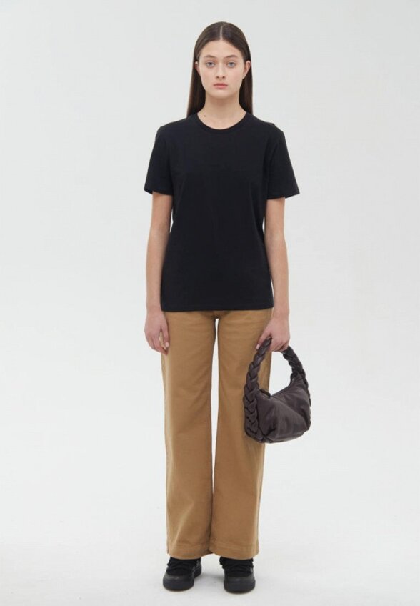 Футболка True Avenue