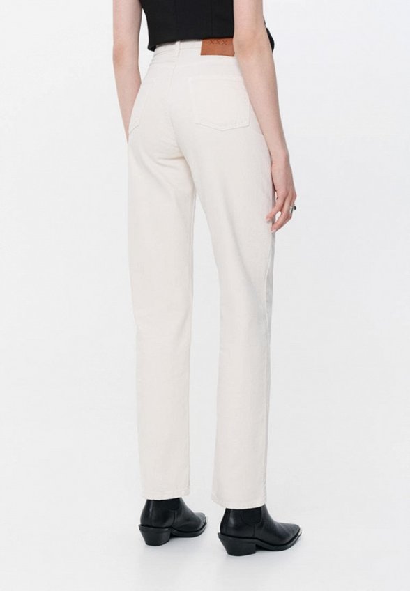 Джинсы Latrika