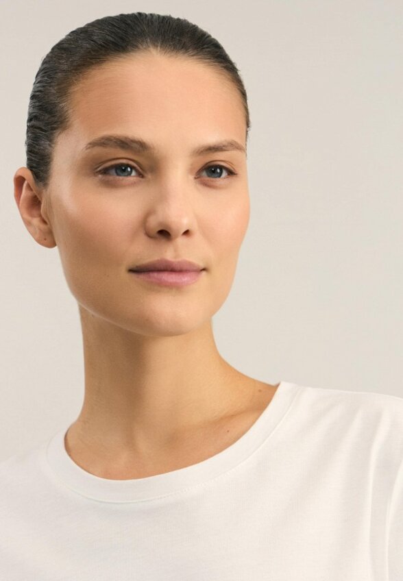 Футболка Zarina