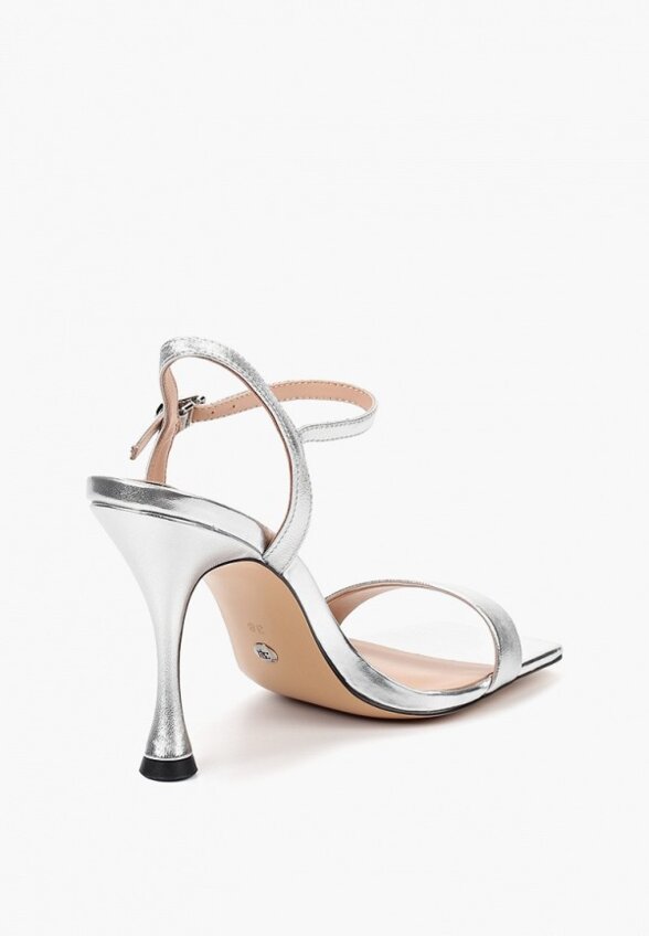 Босоножки Basconi