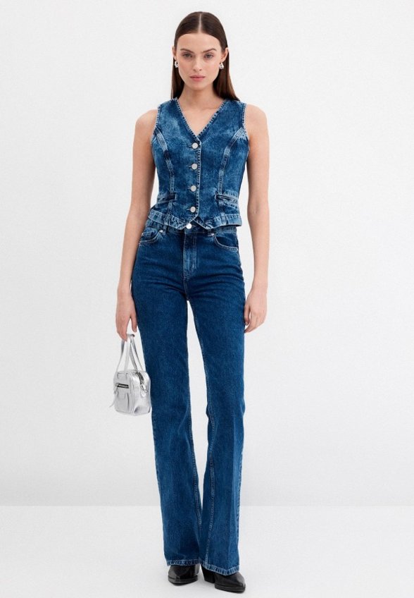 Жилет джинсовый Charuel