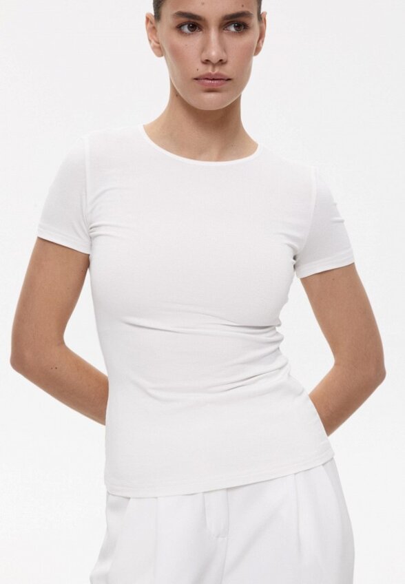 Футболка Charmstore