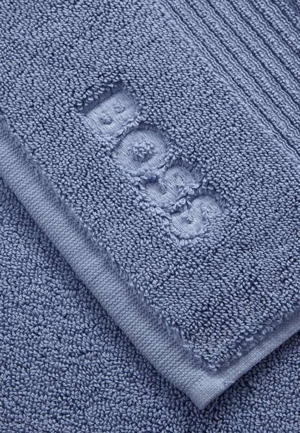 Полотенце Boss