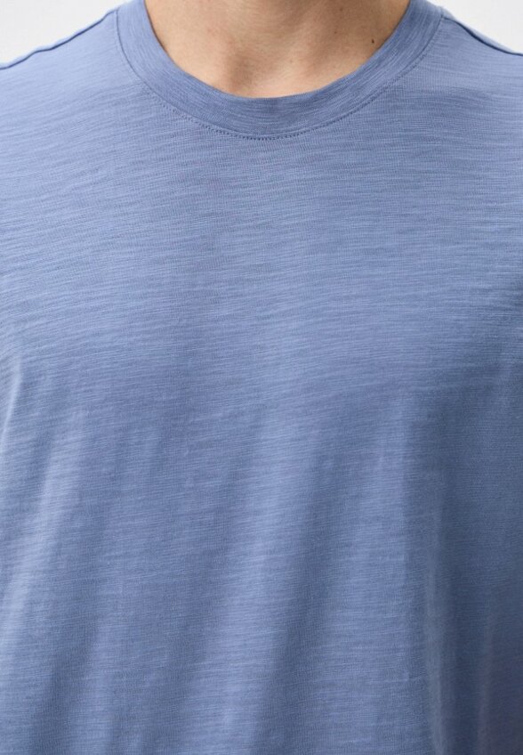 Футболка Colin's