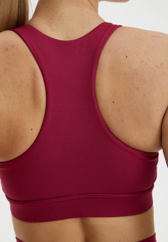 Топ спортивный Beself