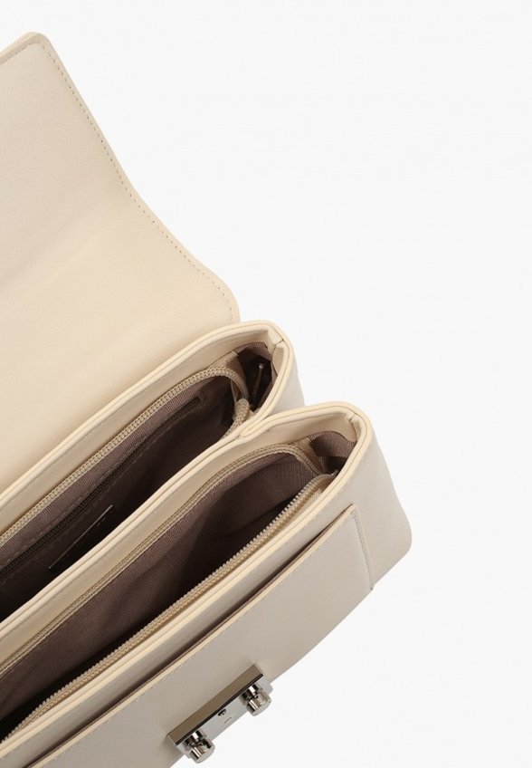 Сумка David Jones