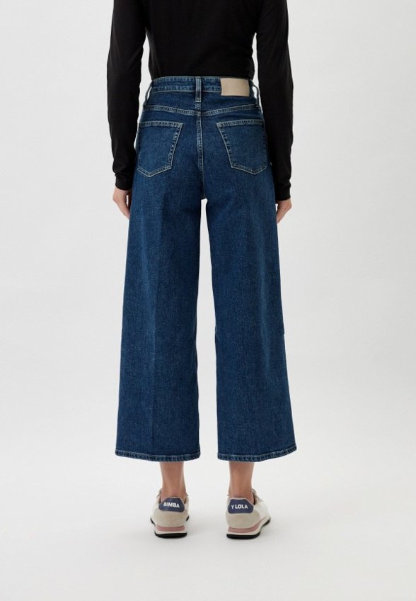 Джинсы Calvin Klein