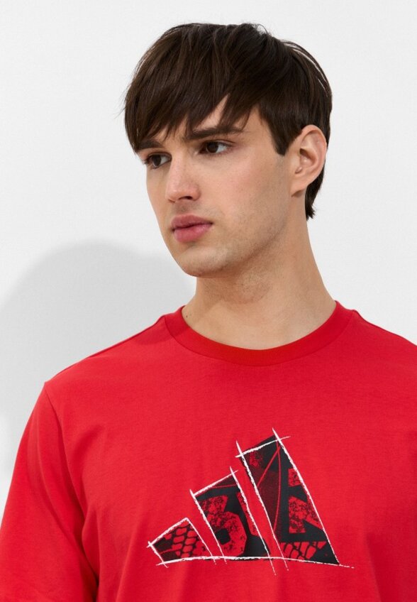 Футболка adidas