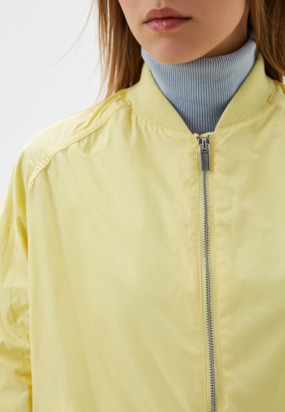 Бомбер Снежная Королева