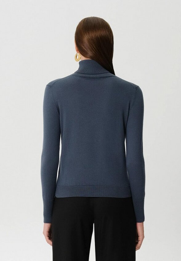 Водолазка Patratskaya