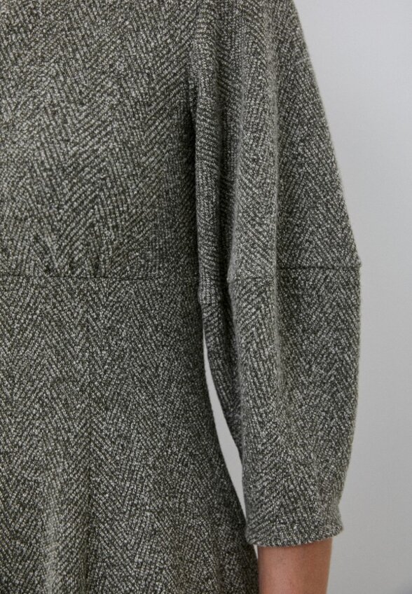 Платье MadaM T