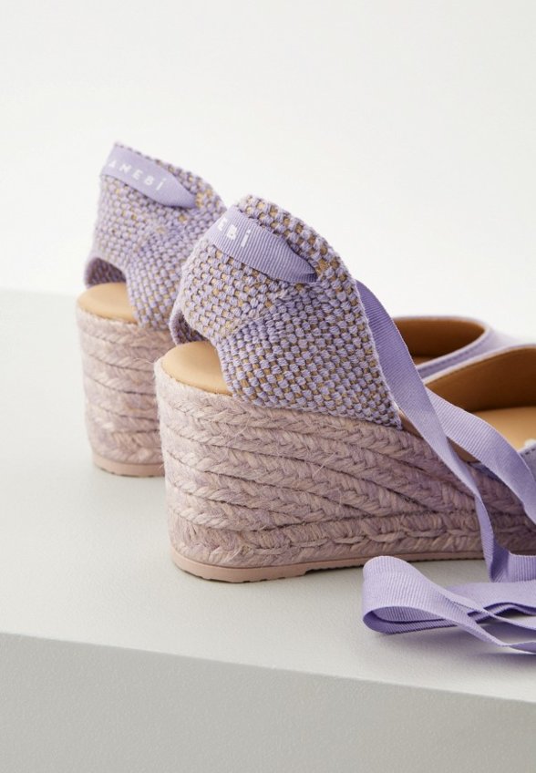 Босоножки Manebi