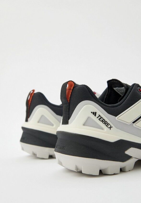 Кроссовки трекинговые adidas