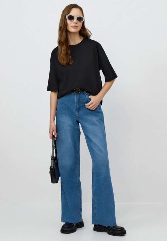 Футболка Modis