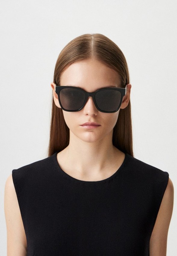 Очки солнцезащитные Karl Lagerfeld