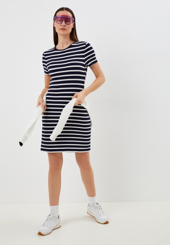 Платье Lacoste