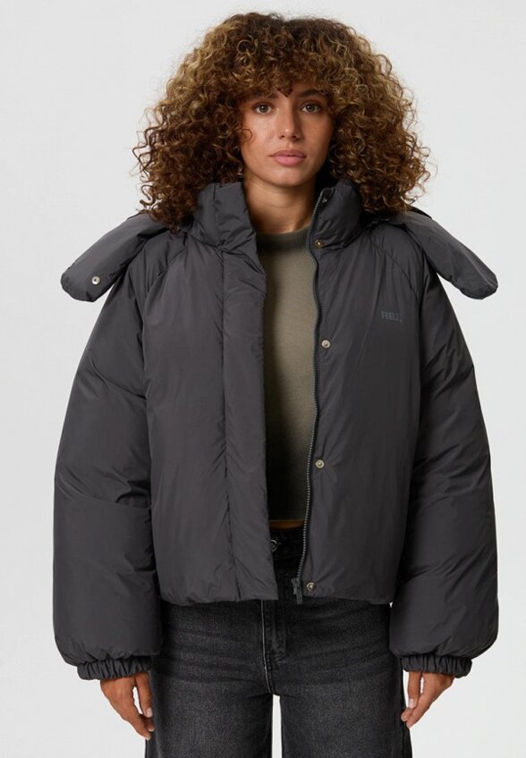 Пуховик Feelz