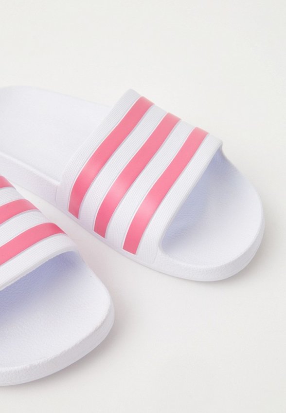 Сланцы adidas
