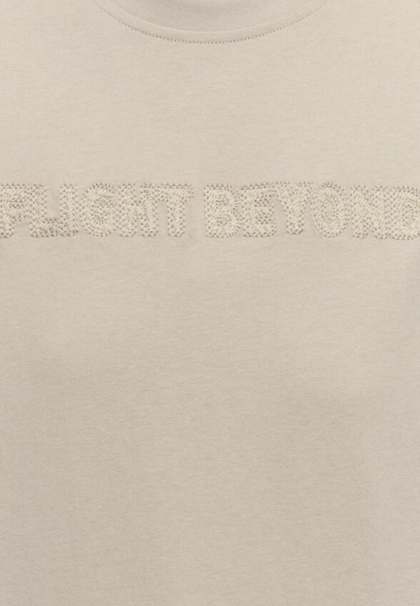 Футболка Zarina