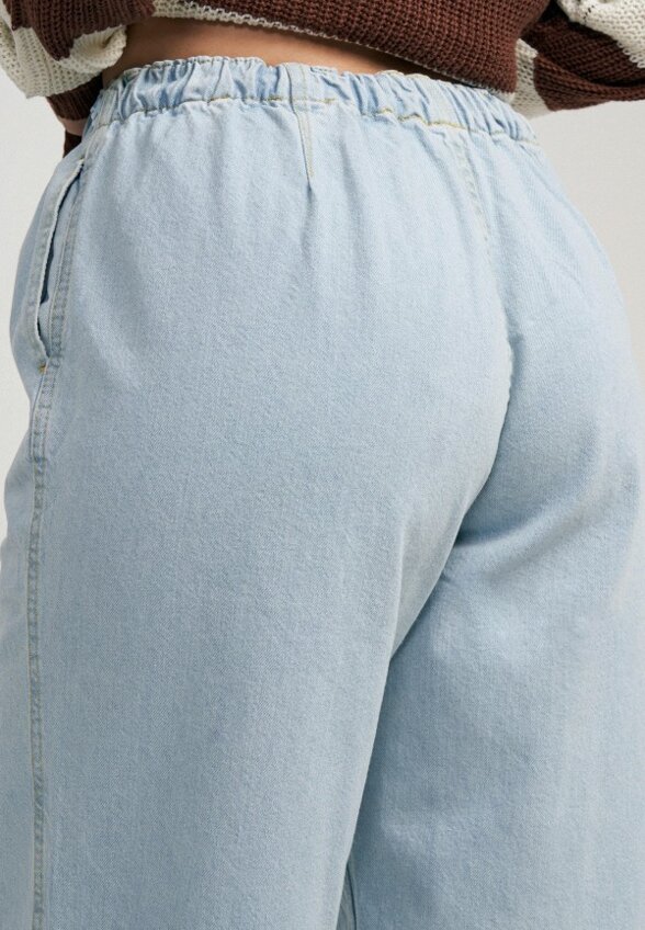 Джинсы Твое