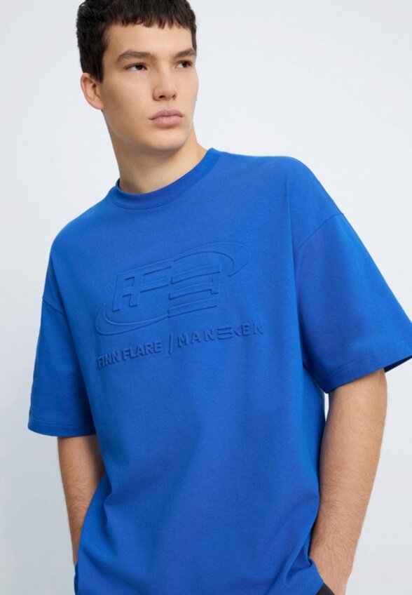 Футболка Finn Flare