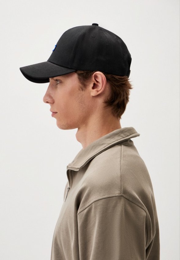 Бейсболка Hugo