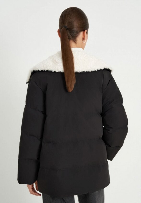 Пуховик Finn Flare