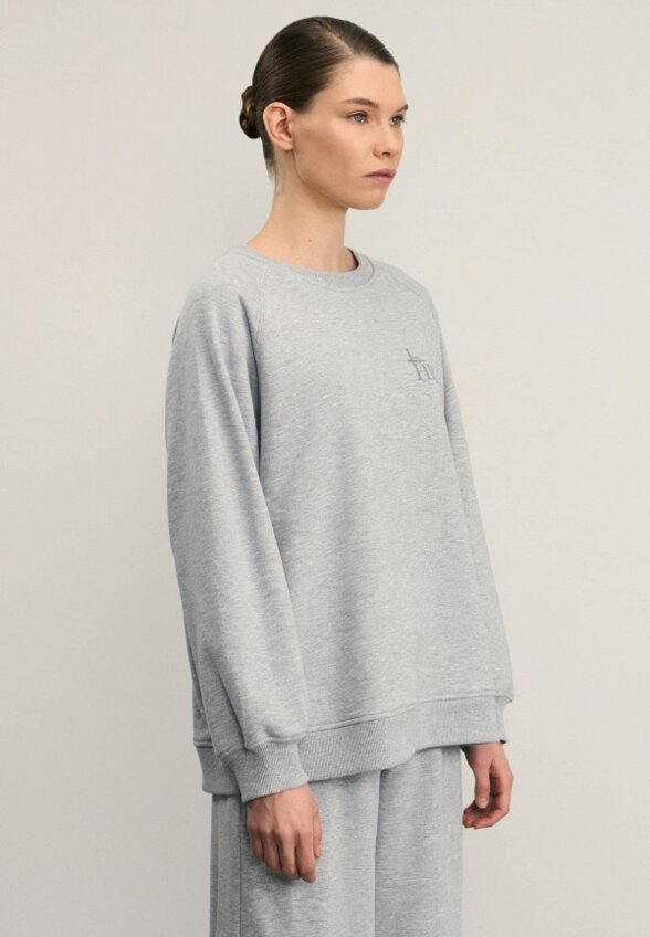 Свитшот Zarina